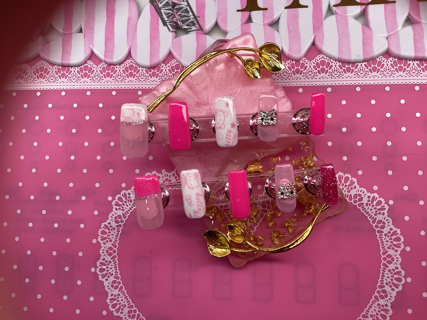 Hello Kitty Frenchie - Medium Square