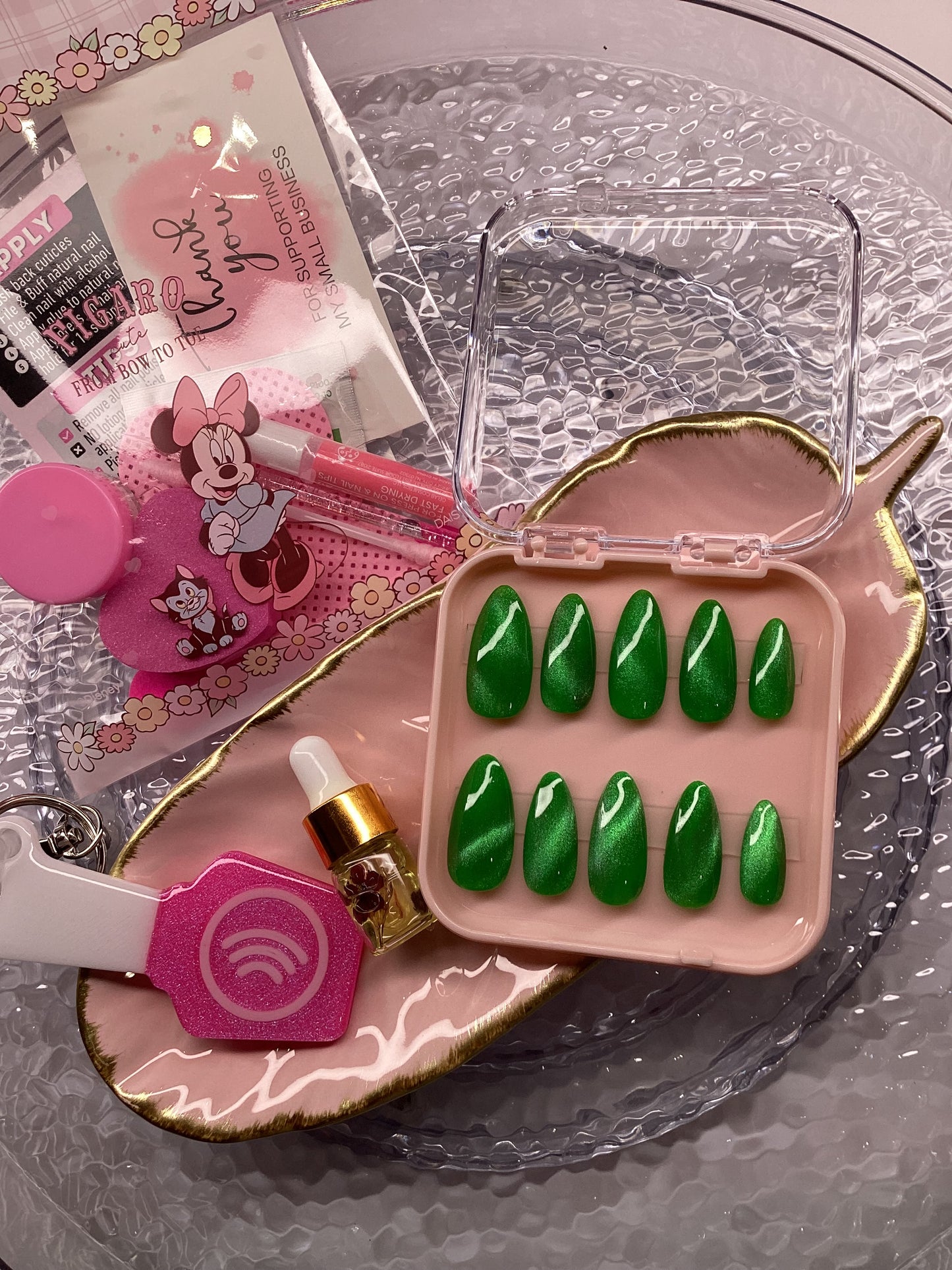 Green Cat Eye - Medium Almond