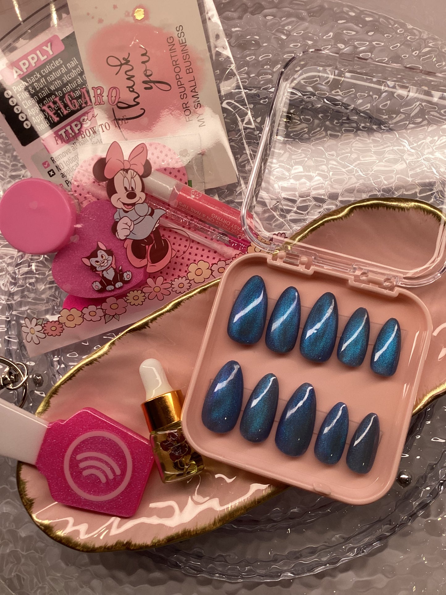 Blue Cat Eye - Medium Almond